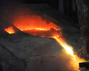 gekippter Ofen zum Metallabguss